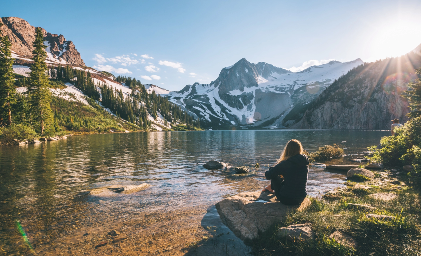 An image depicting the trail Snowmass Mountain and Lake via Geneva Lake Trail and its surrounding area.