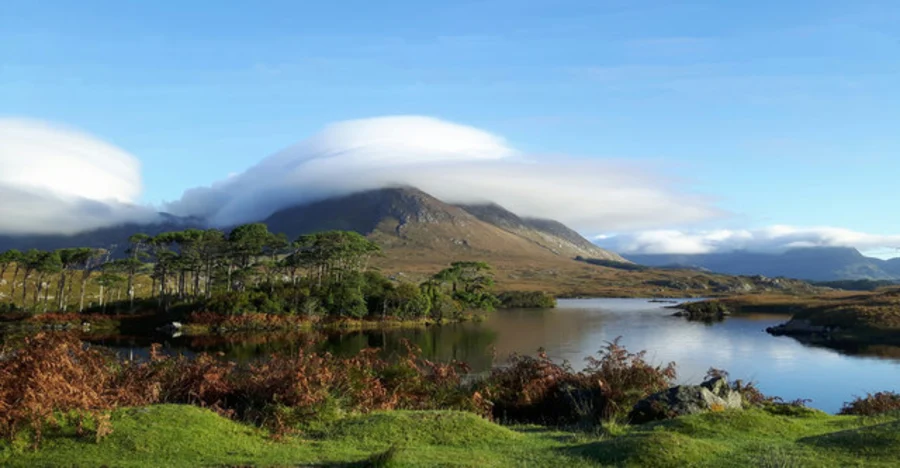An Bhinn Dubh and Binn Bhraoin Loop