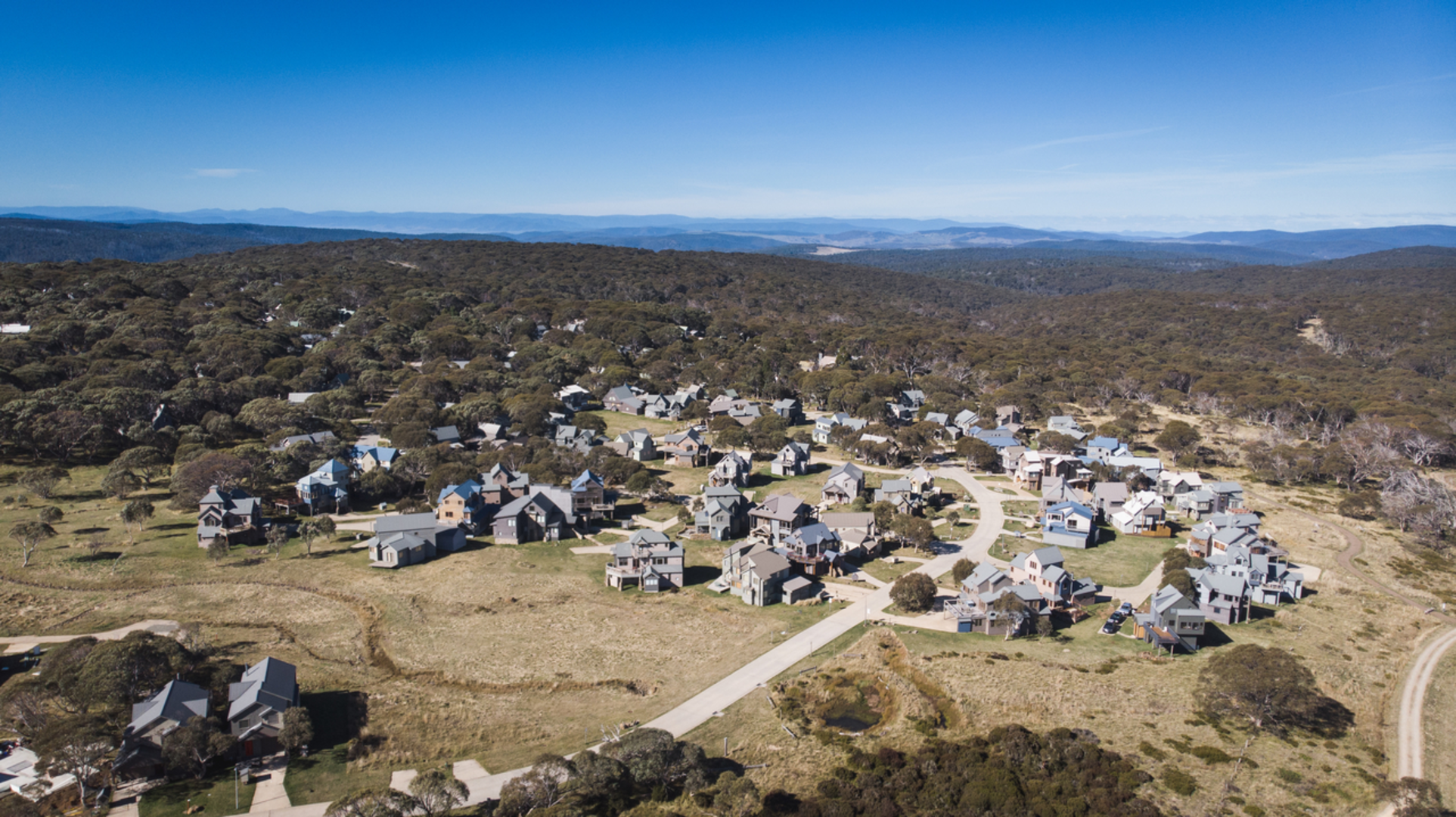 An image depicting the trail Brabralung Trail - Hotham to Dinner Plain and its surrounding area.