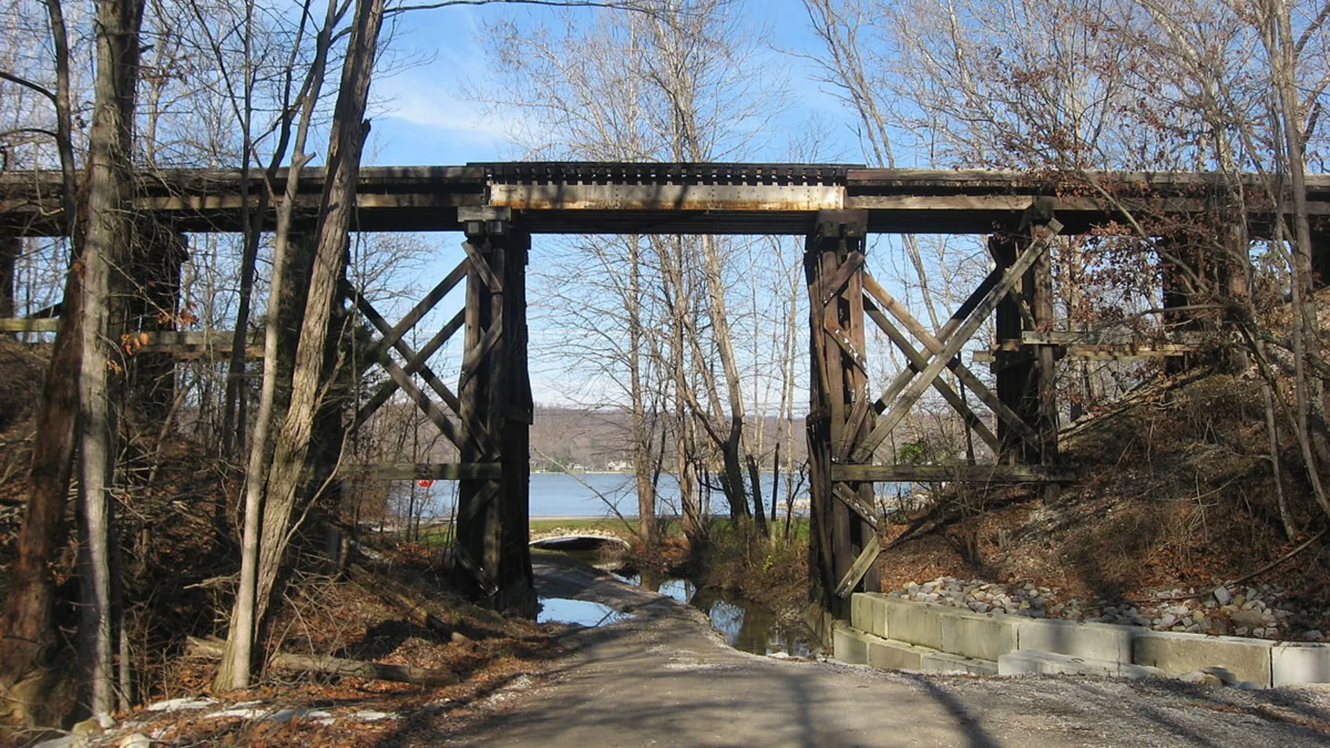 An image depicting the trail Rock Island Greenway and Trail and its surrounding area.