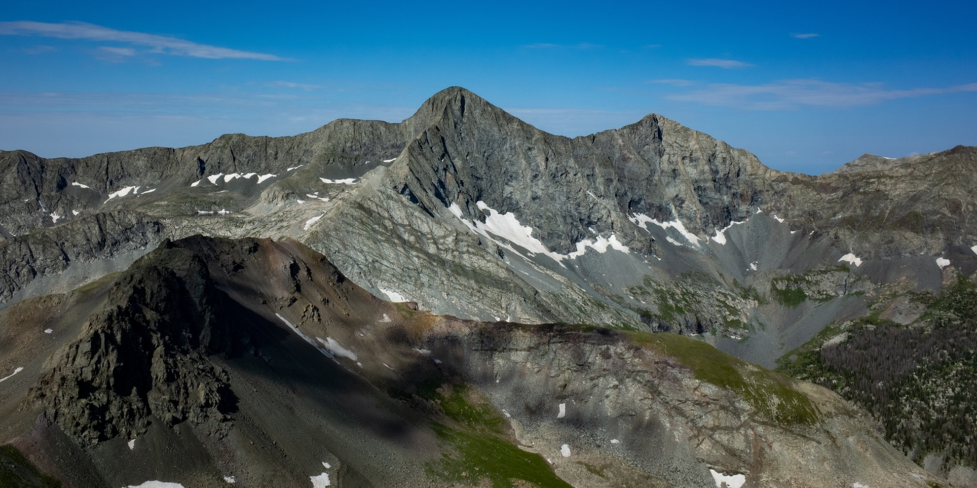 An image depicting the trail Ellingwood Point Peak via Lake Como and its surrounding area.