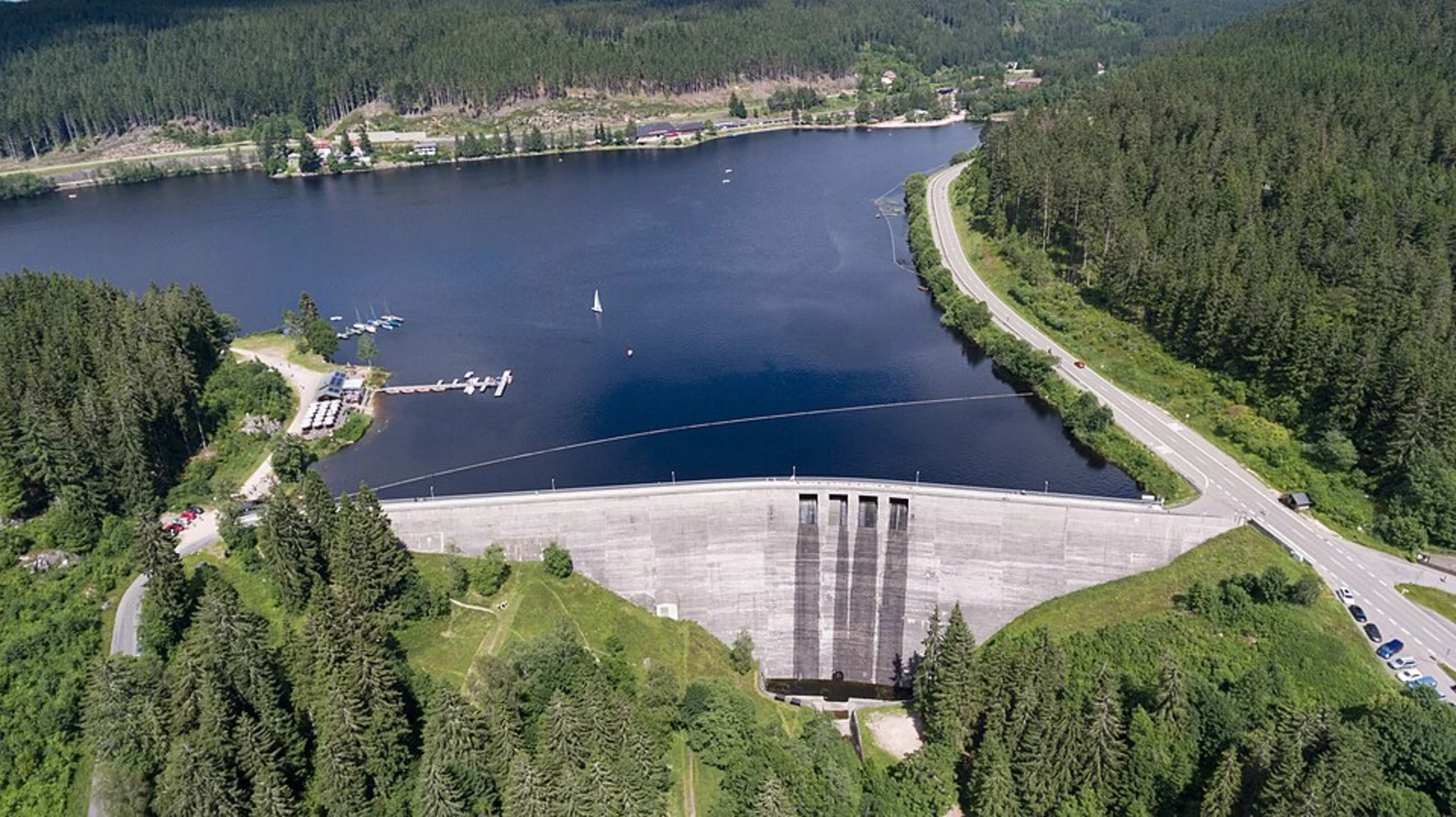 An image depicting the trail Schluchsee Scenic Shore Walk and its surrounding area.