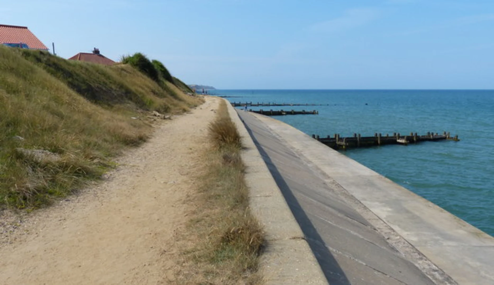 An image depicting the trail Happisburgh to Bacton and Witton Loop and its surrounding area.
