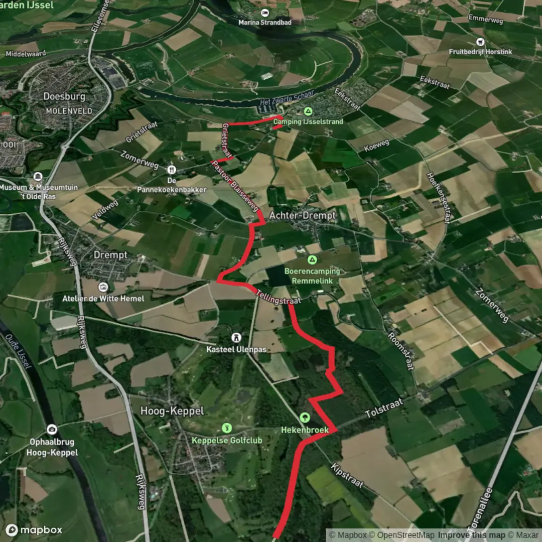 An image depicting the trail De Reuze to Ijsselhoeve via Het Hekenbroek and Oude Zutphense Weg and its surrounding area.