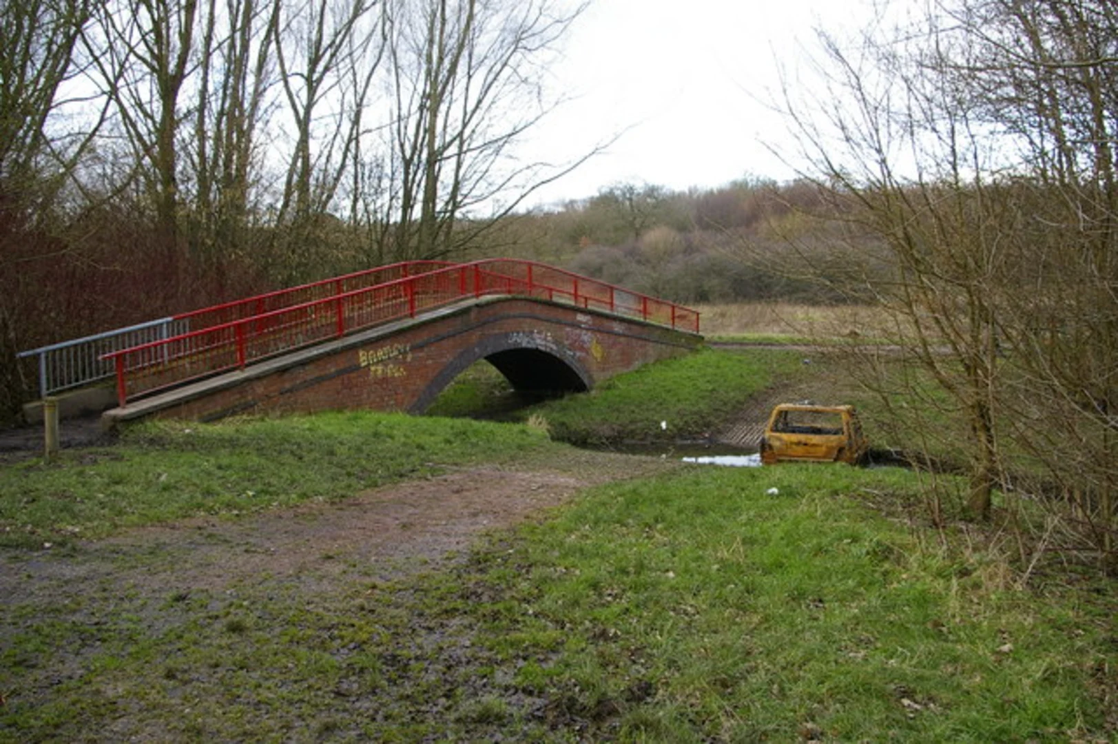 An image depicting the trail Woodgate Valley Country Park and its surrounding area.