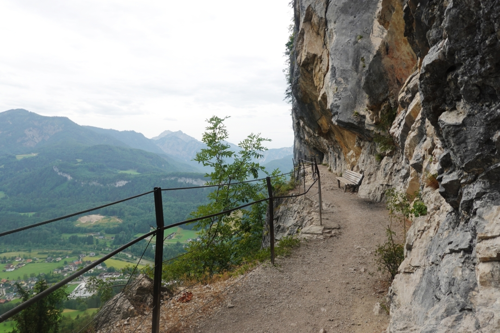 An image depicting the trail Tales of Goisern Trail and its surrounding area.