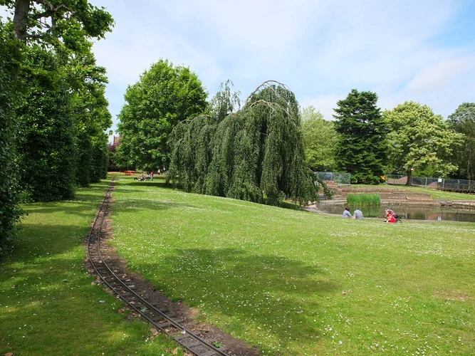 Grosvenor Park and Chester City Walls