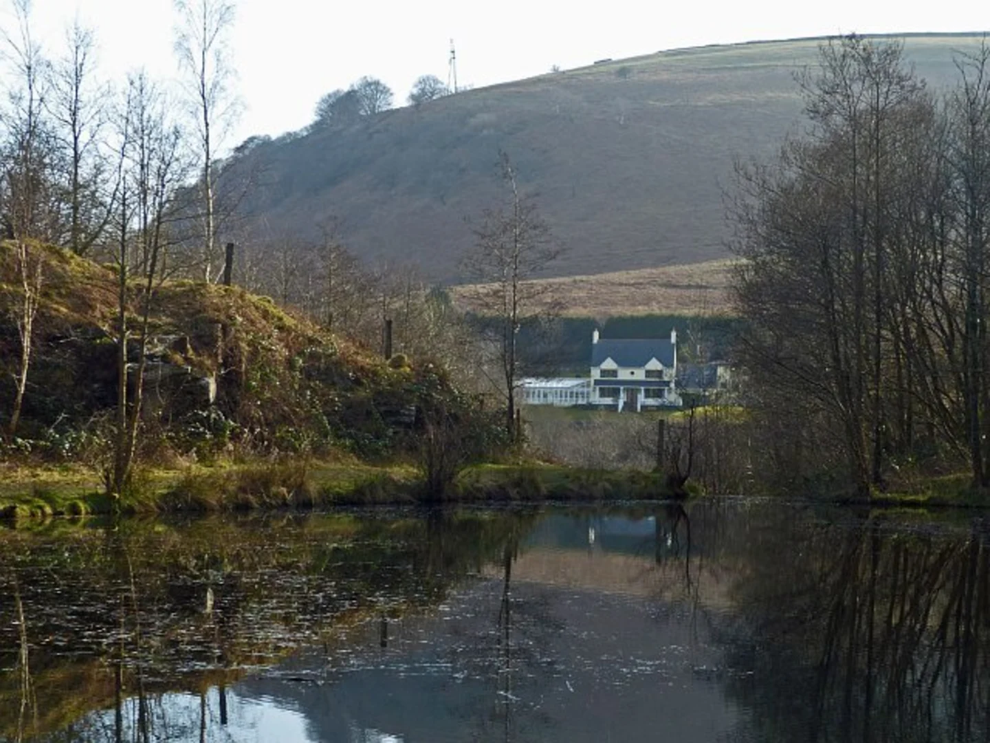 An image depicting the trail Parc Cwm Darran Walk and its surrounding area.