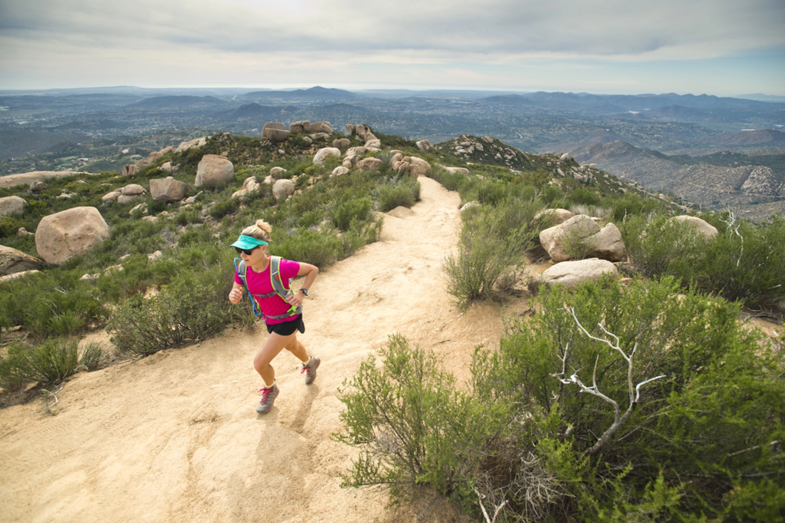 An image depicting the trail Woodson Mountain and its surrounding area.