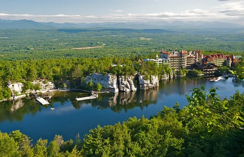Skytop Reservoir and Mohonk Lake Loop Trail via Duck Pond