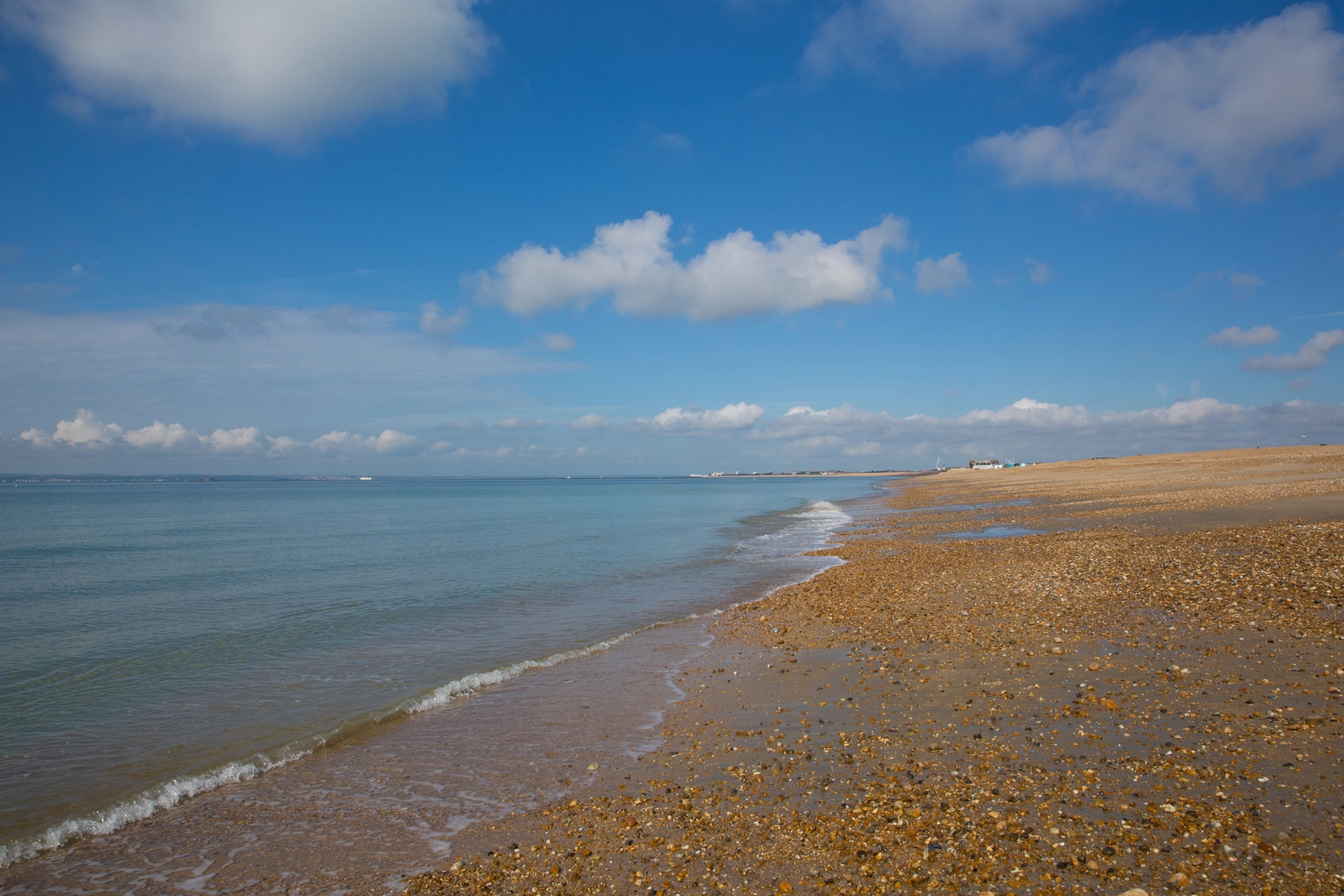 An image depicting the trail Langstone Harbour Loop Walk and its surrounding area.