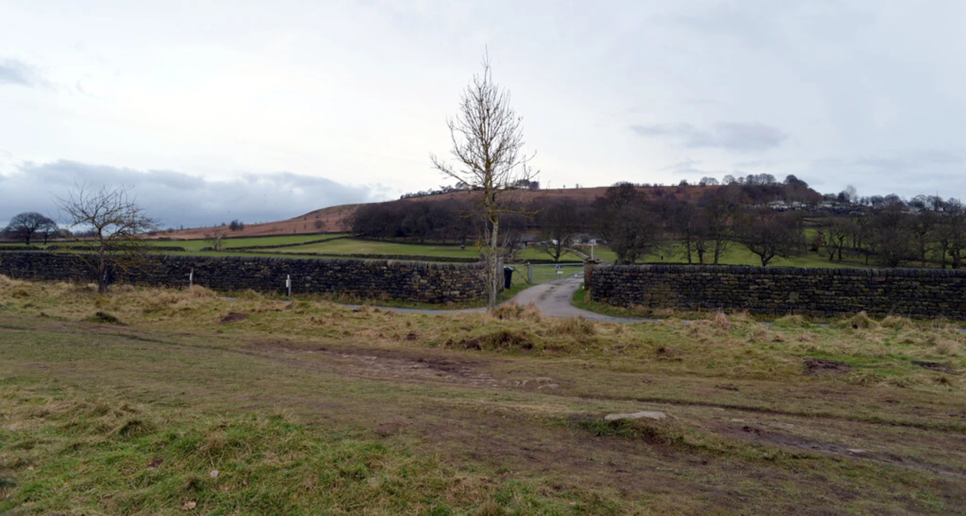 An image depicting the trail Mitton Spring via Dales Way Link and its surrounding area.