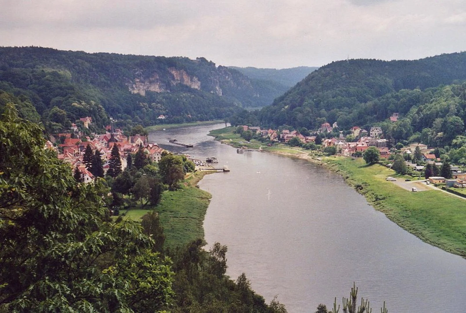 An image depicting the trail Liebethal to Stadt Wehlen Walk and its surrounding area.
