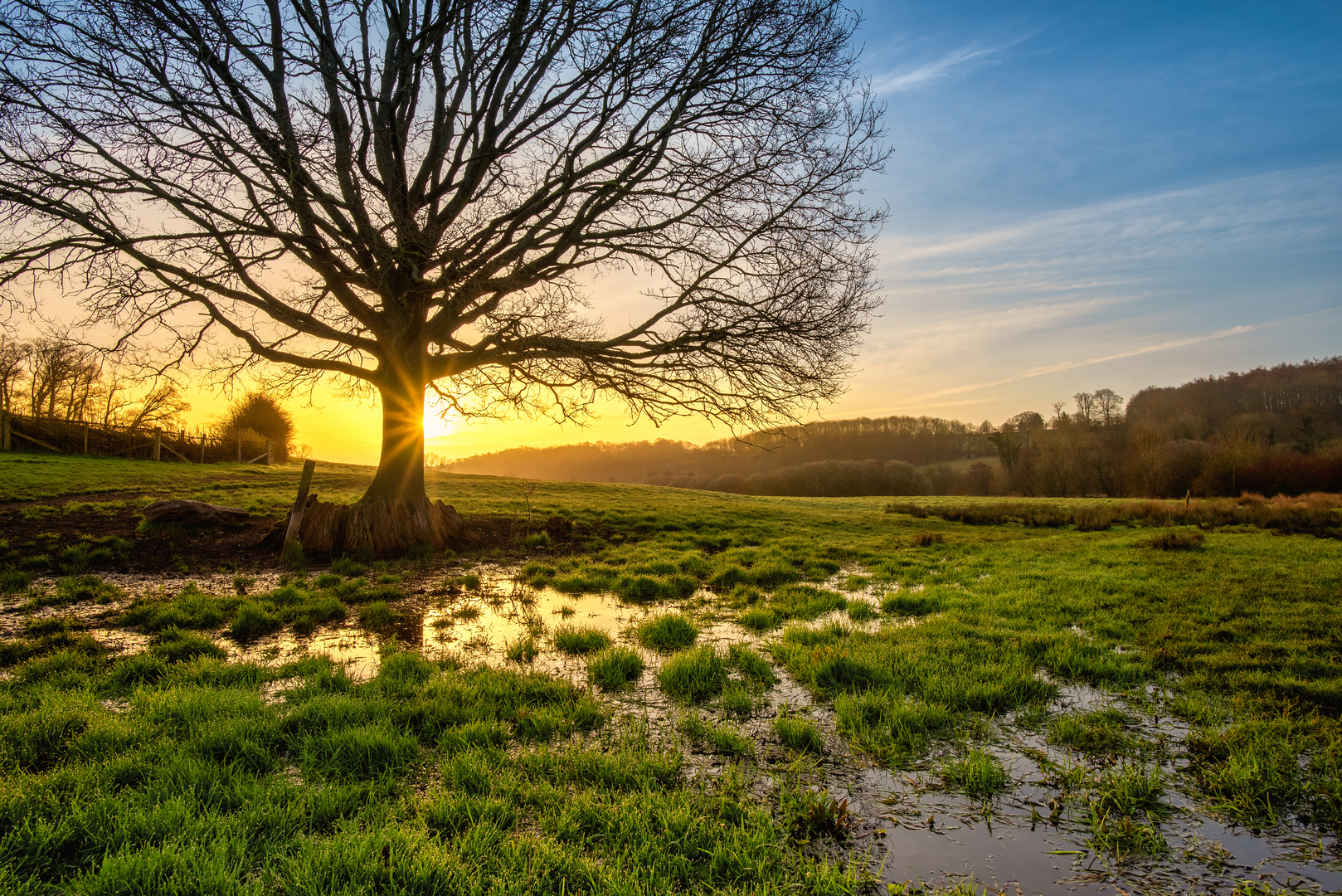 An image depicting the trail Chess Valley Walk and its surrounding area.