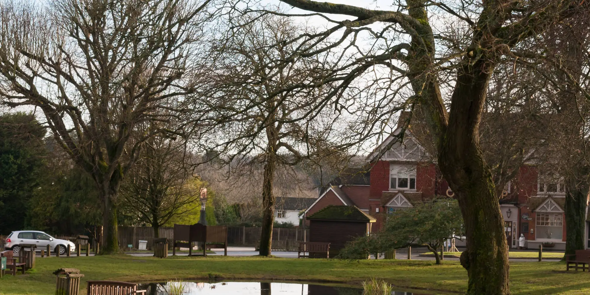 An image depicting the trail Biggin Hill Walk and its surrounding area.