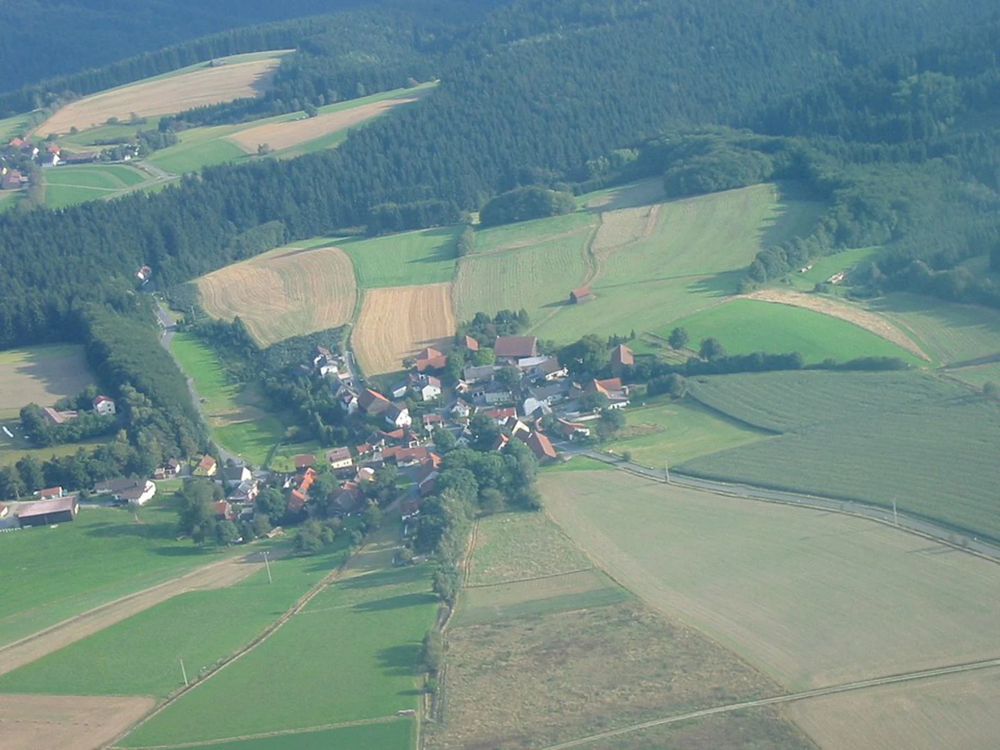 An image depicting the trail Stadtsteinach Loop and its surrounding area.
