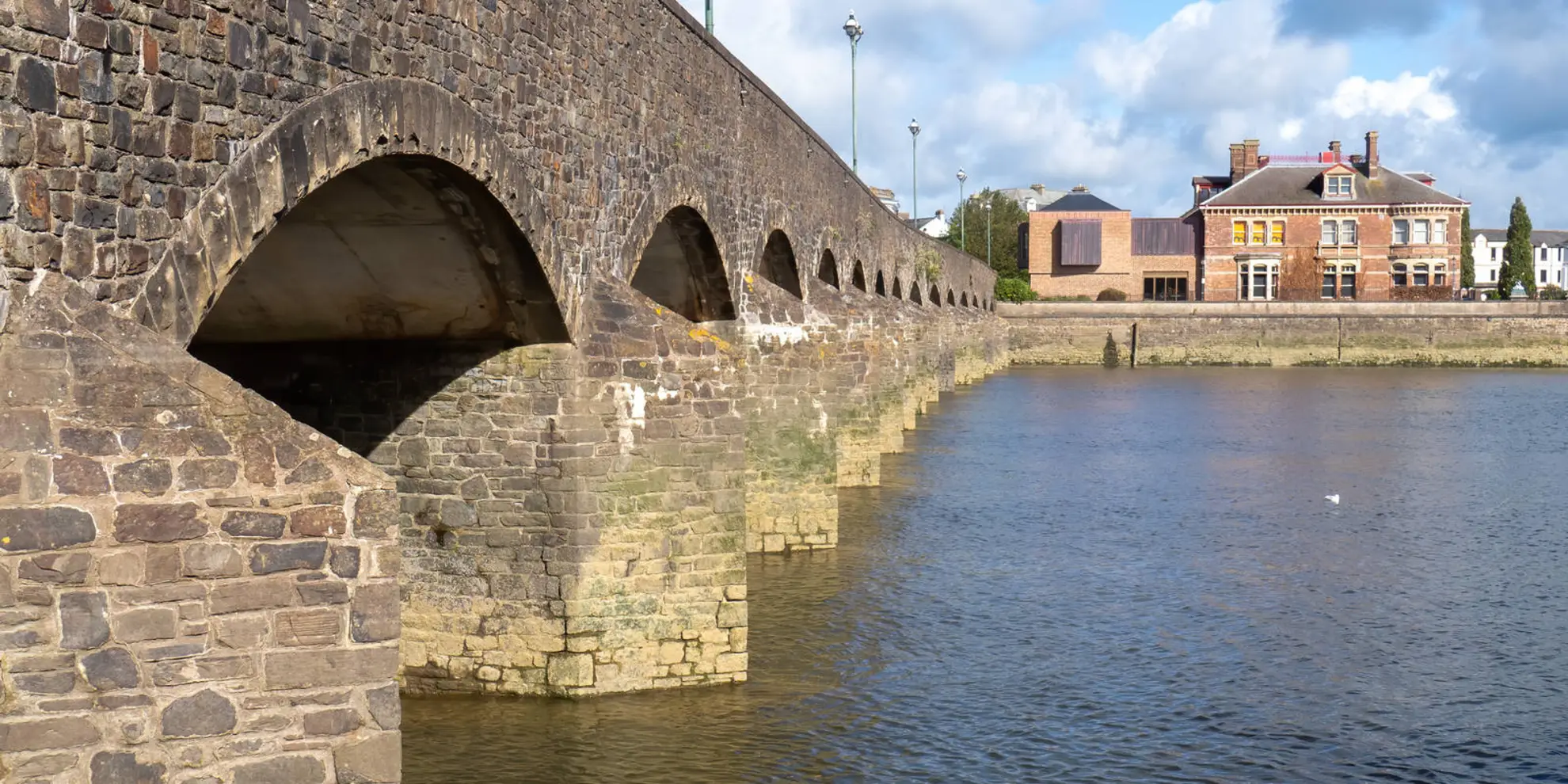 An image depicting the trail The River Taw Walk and its surrounding area.