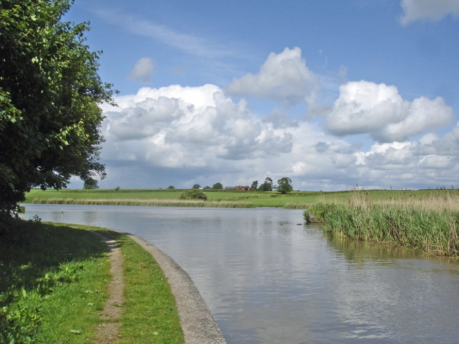 Middlewich to Anderton Walk
