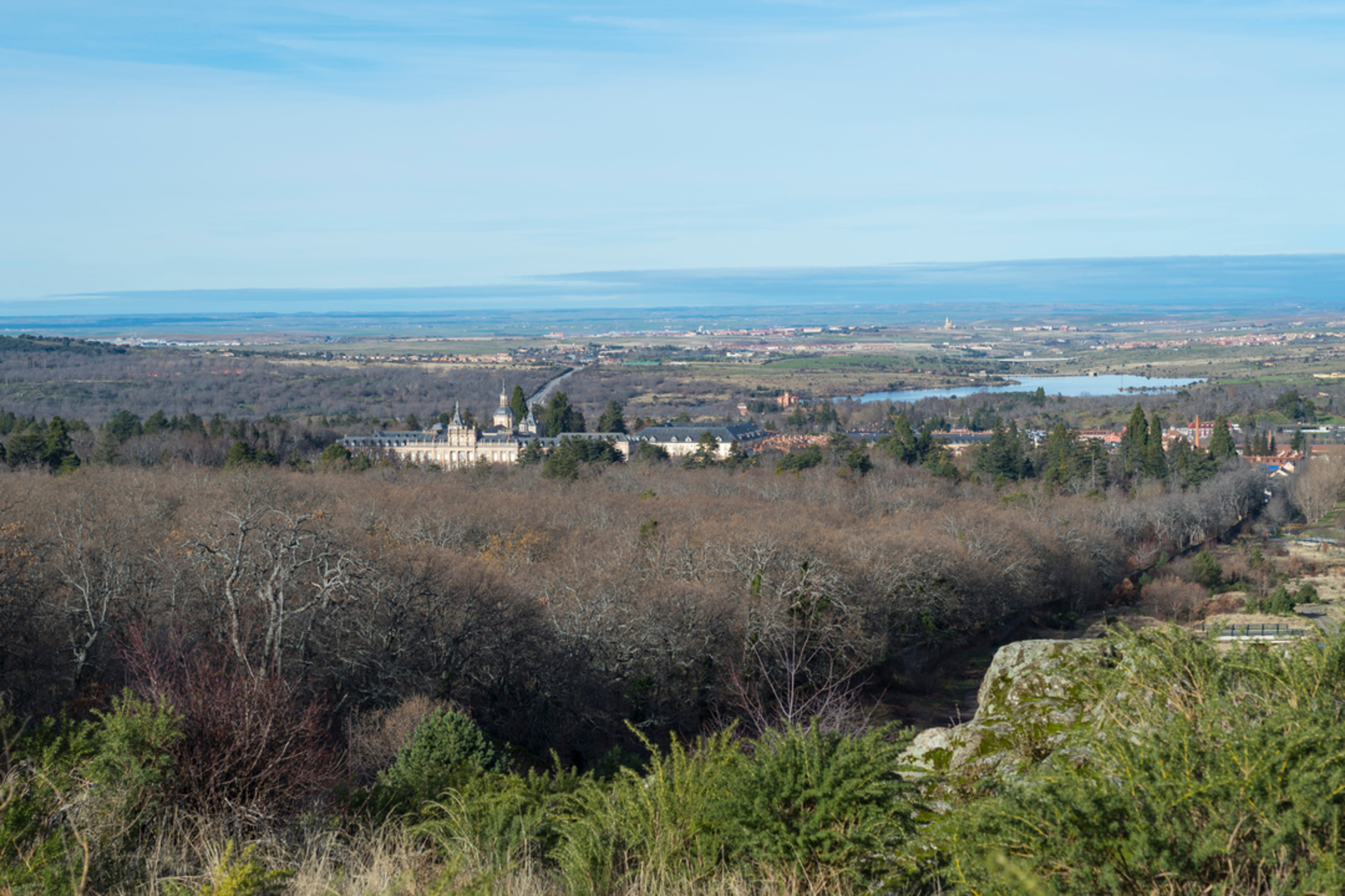 An image depicting the trail Puerto Navacerrada La Granj and its surrounding area.