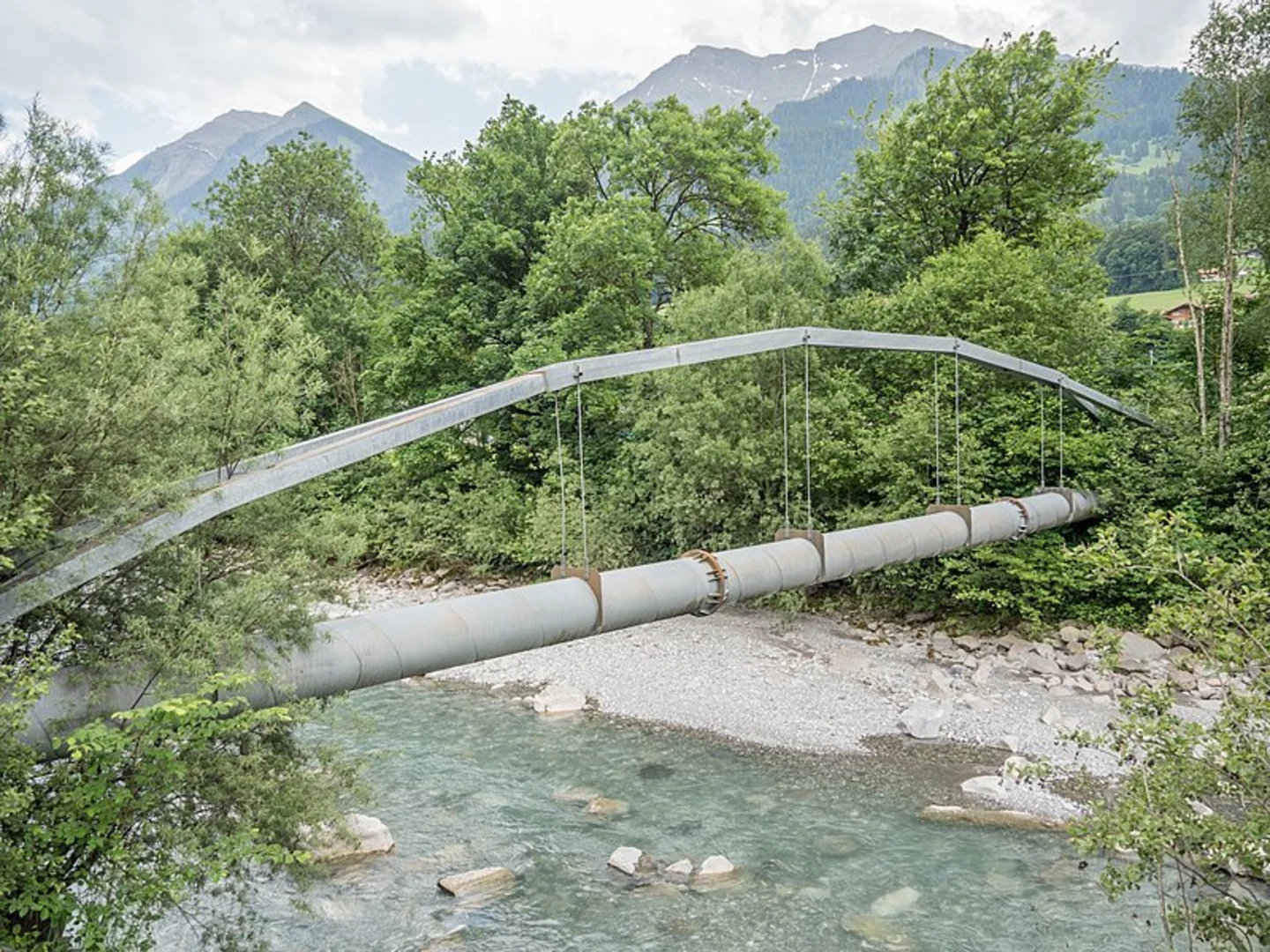 An image depicting the trail Diemtigtal House Trail - Front of the Valley and its surrounding area.