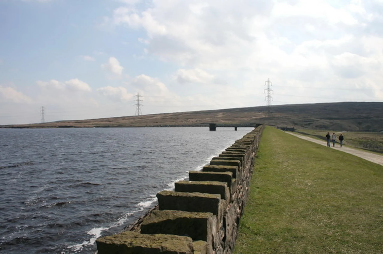 An image depicting the trail Blackstone Edge Reservoir to Brunclough Reservoir Walk via Standedge Hill and its surrounding area.