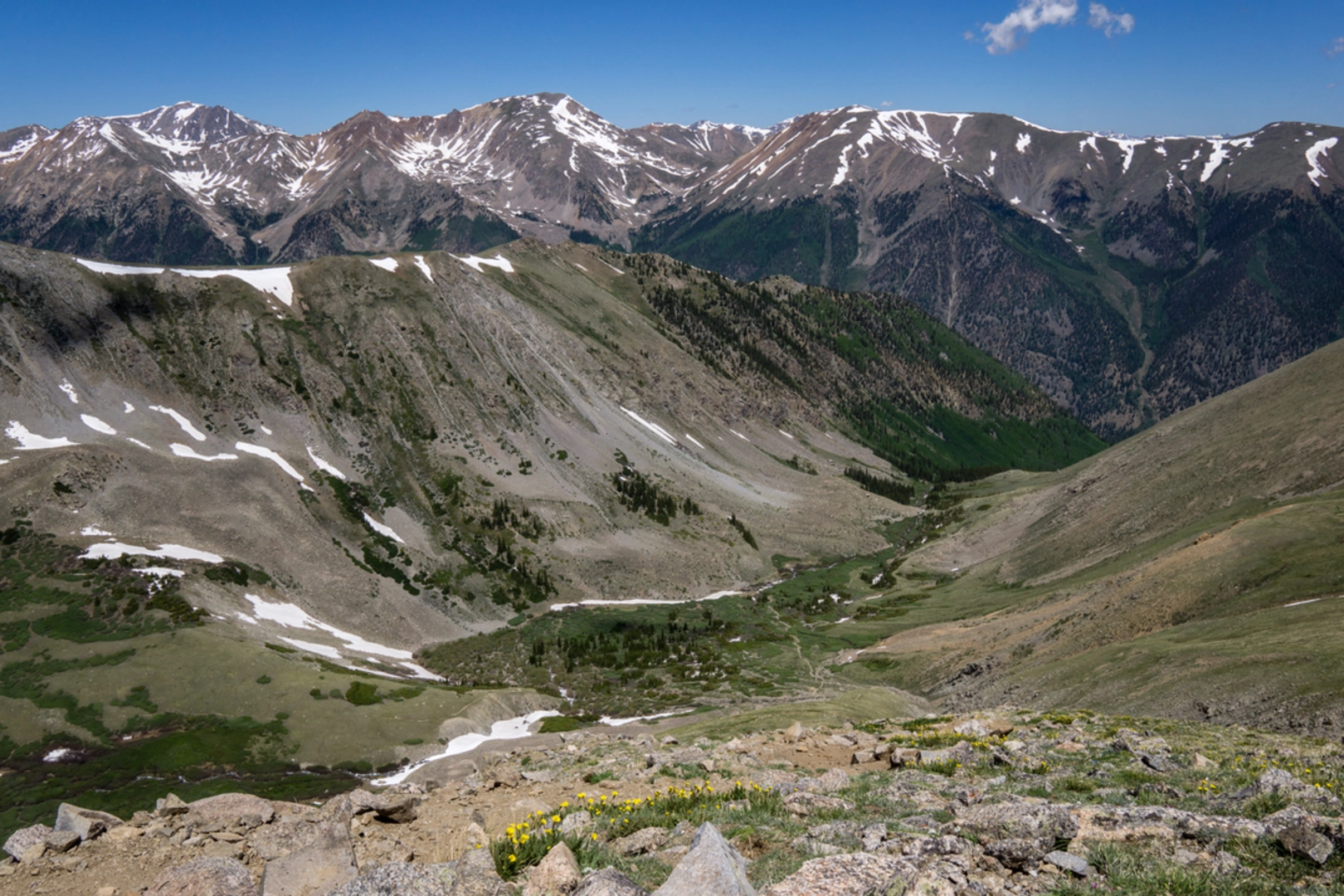 An image depicting the trail Mount Oxford via Mount Belford and West Ridge and its surrounding area.
