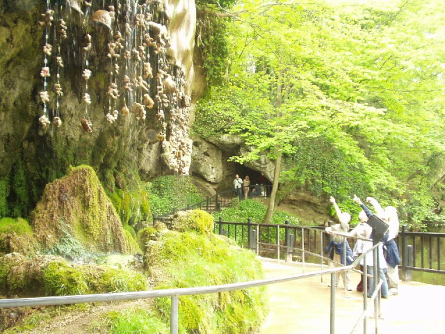 An image depicting the trail Castle Grounds, Mother Shipton's Cave and Mother Shipton's Museum and its surrounding area.