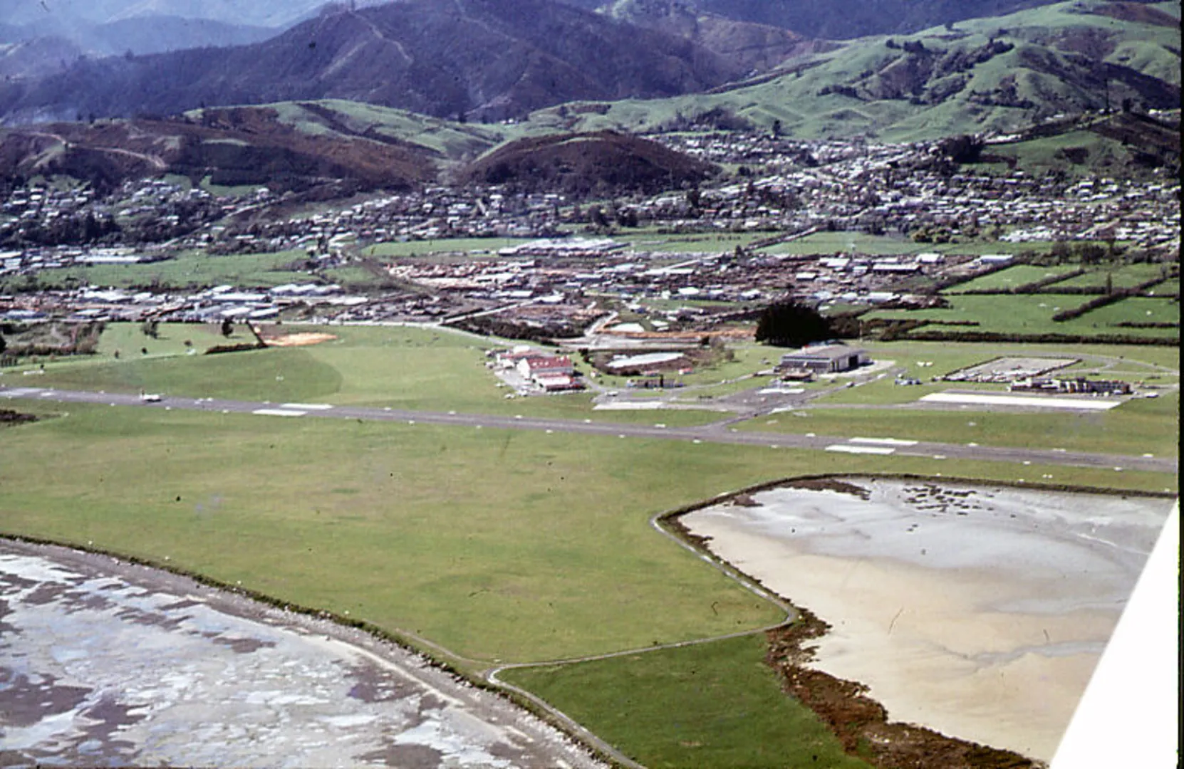 An image depicting the trail Nelson Airport Perimeter Walkway and its surrounding area.