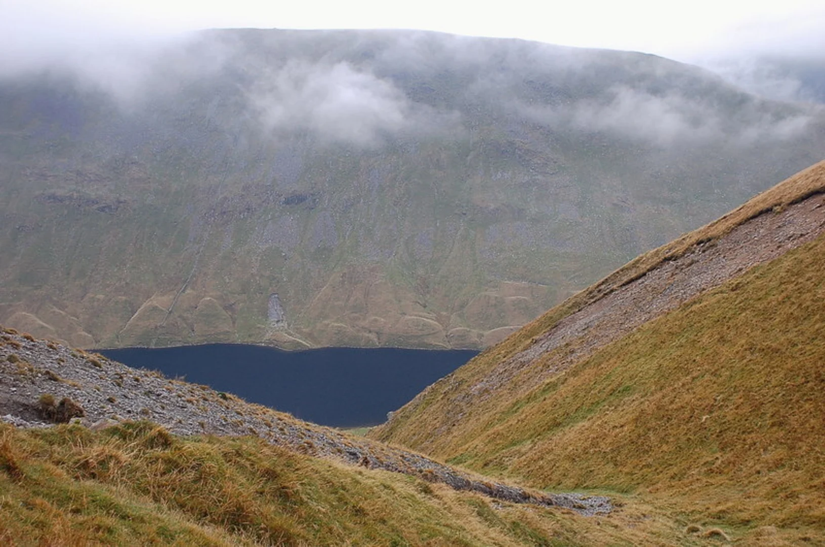 An image depicting the trail Hayeswater Walk and its surrounding area.