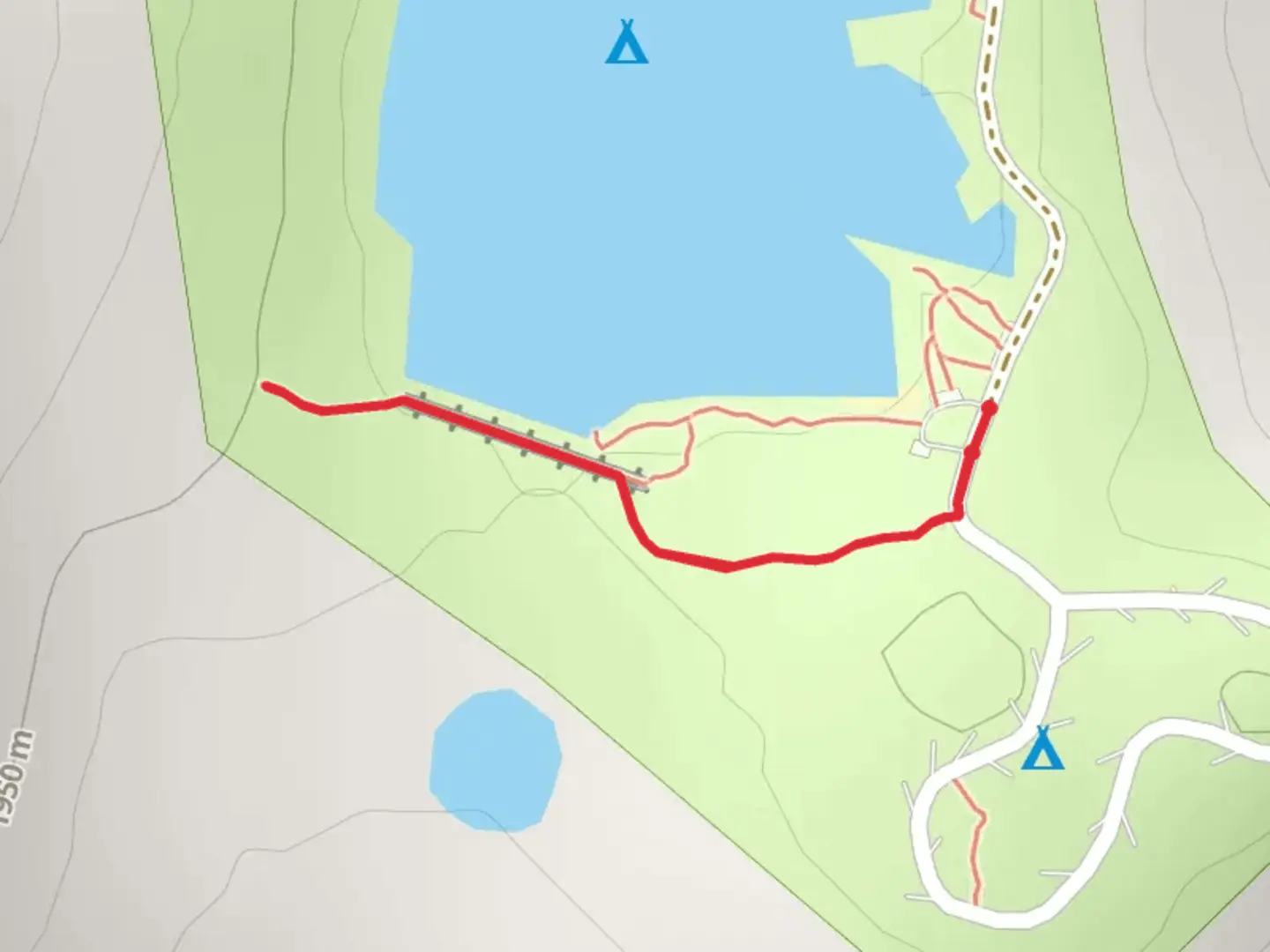 An image depicting the trail Park Lake South Shore Trail and its surrounding area.