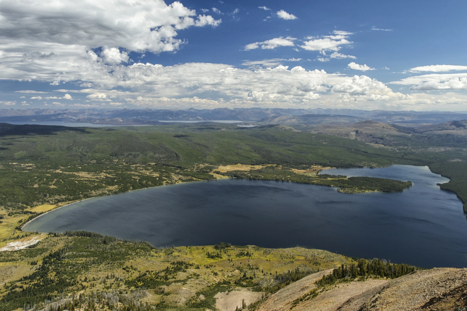 An image depicting the trail Heart Lake and Fox Creek and South Big Game Ridge Trail via CDT and its surrounding area.