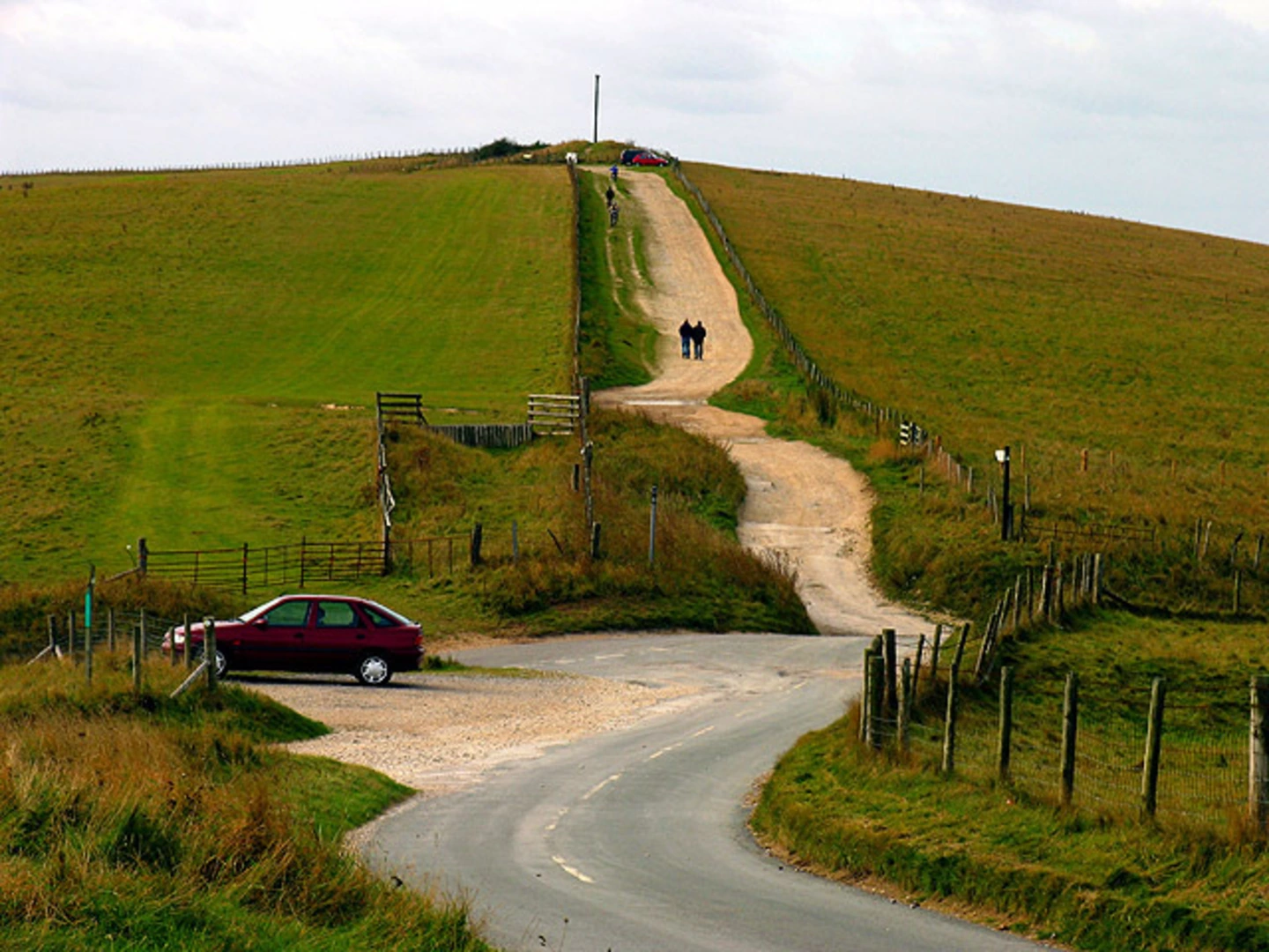 An image depicting the trail Combe Gibbet Walk and its surrounding area.