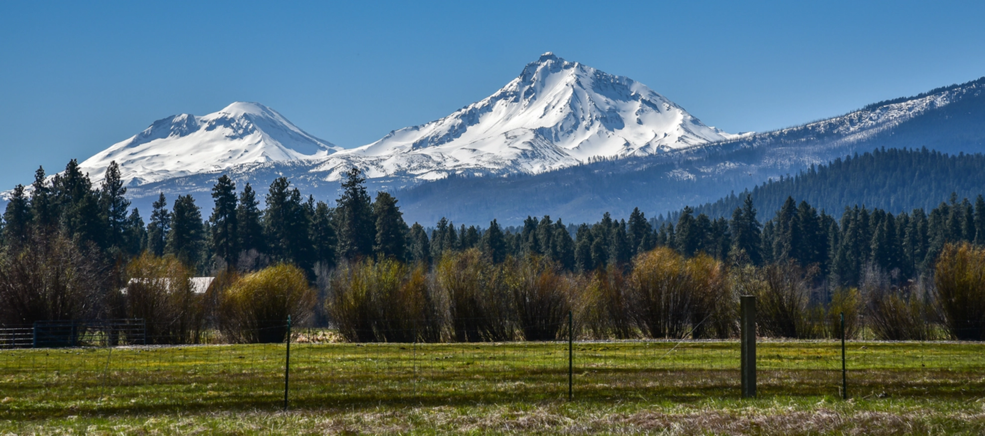 An image depicting the trail Sisters Tie Trail and its surrounding area.