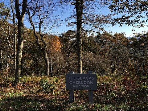 Slacks Overlook Trail
