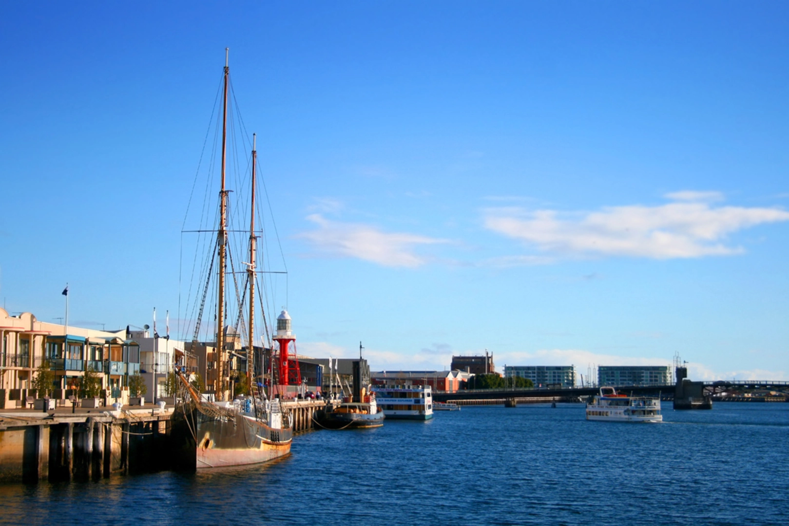 An image depicting the trail Outer Harbour Greenway and its surrounding area.