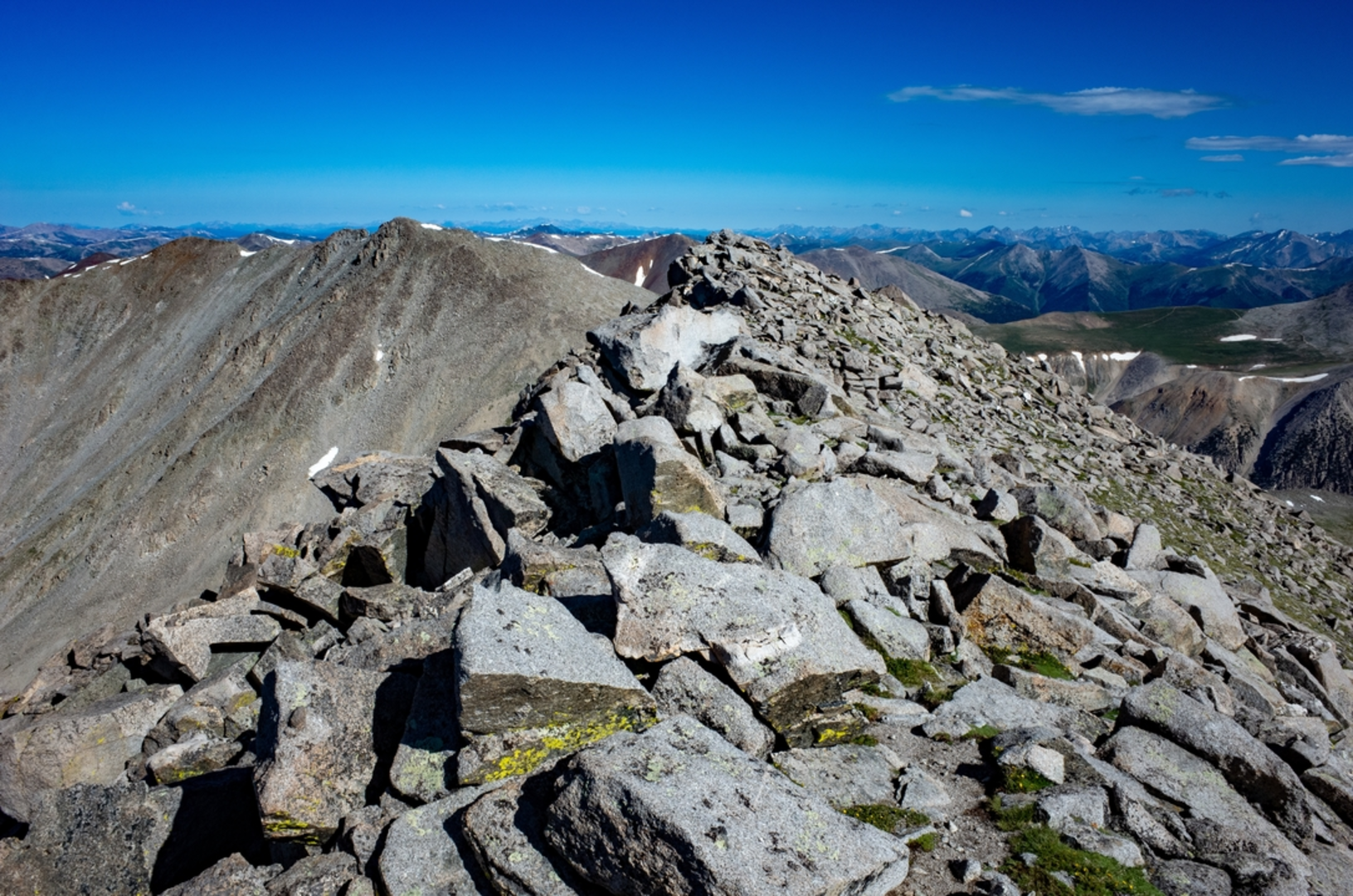 An image depicting the trail Tabeguache Peak via Mount Shavano and its surrounding area.
