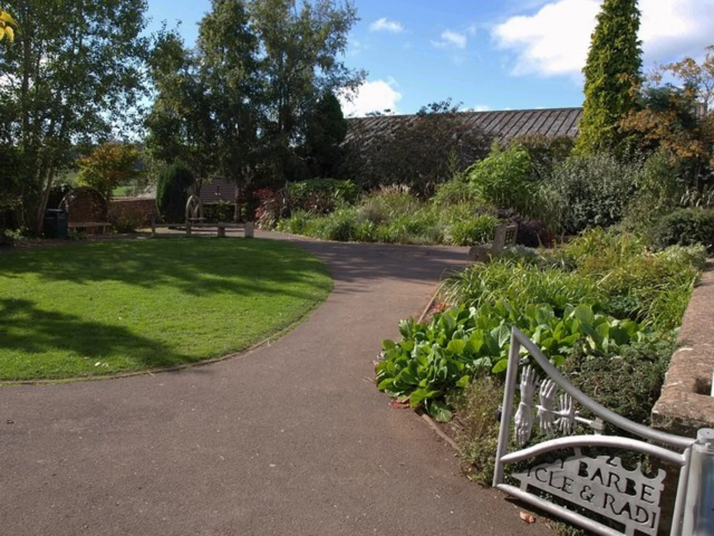 An image depicting the trail Wivey Way and its surrounding area.