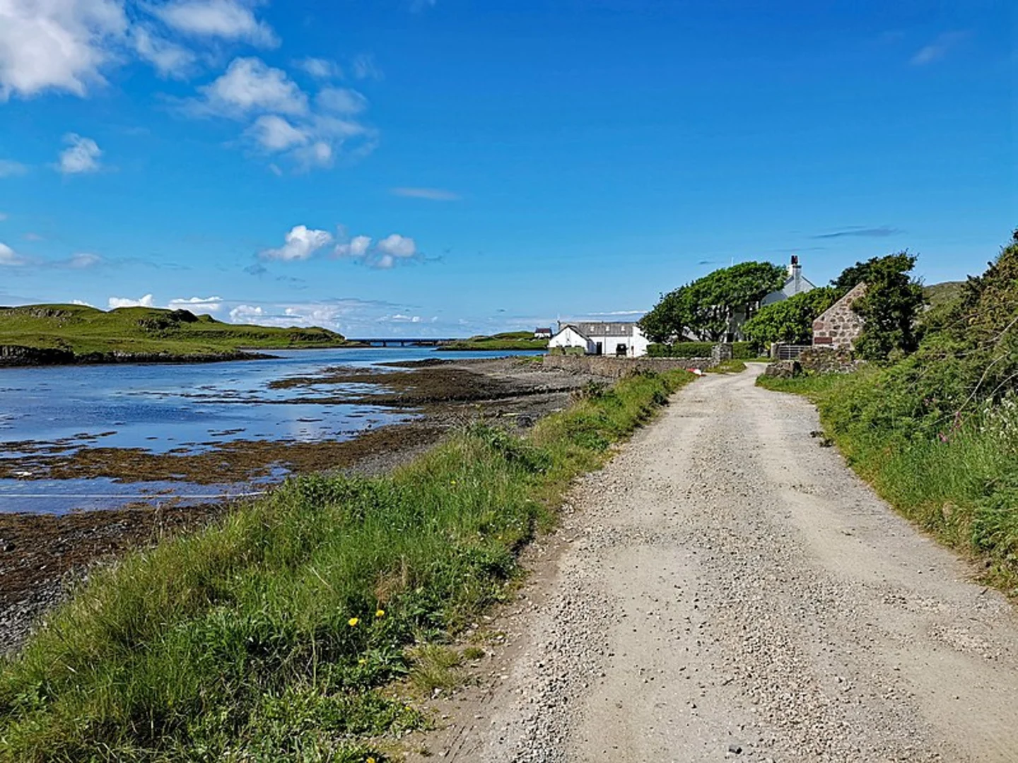 An image depicting the trail Isle of Canna Loop and its surrounding area.