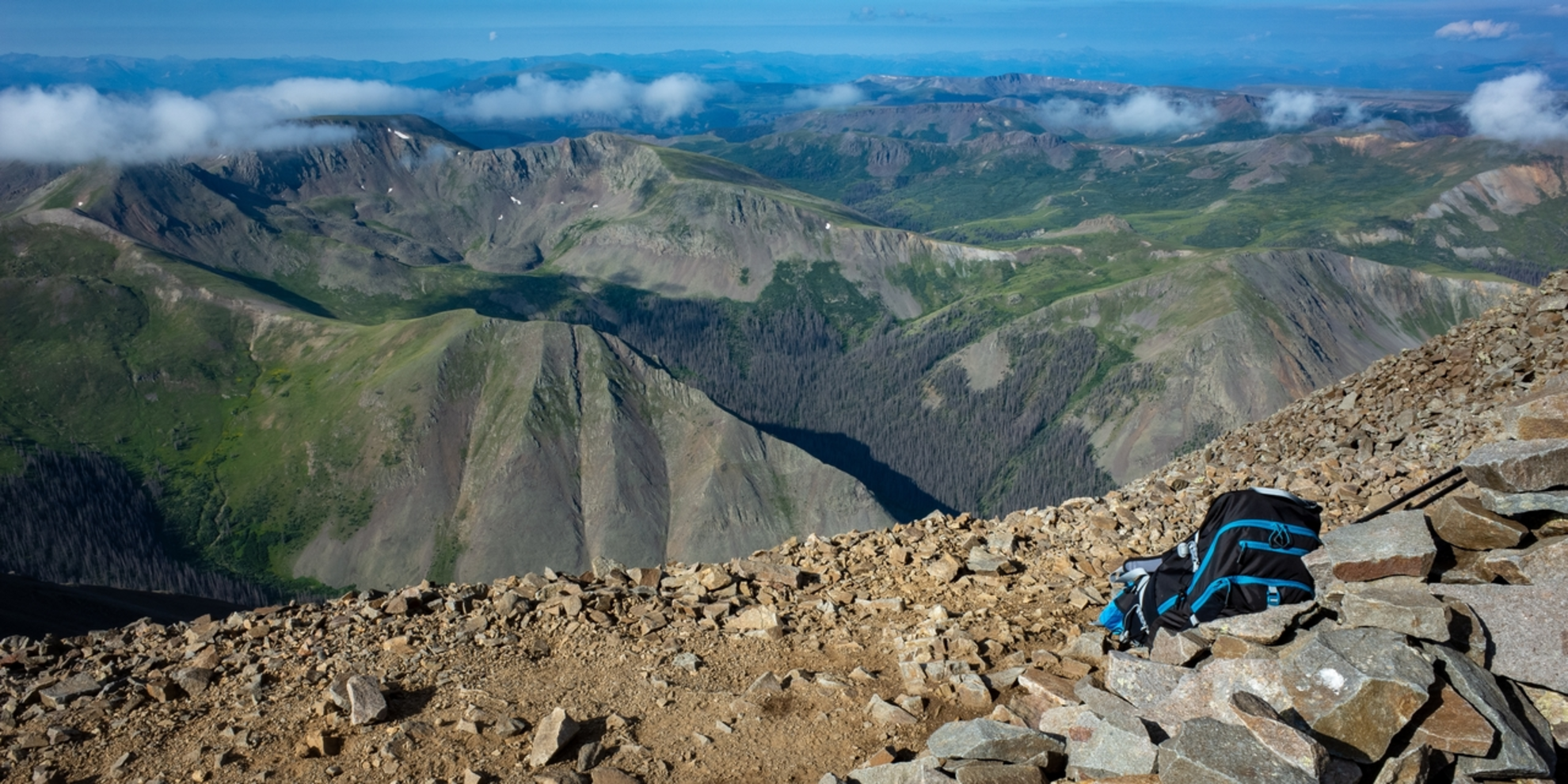 An image depicting the trail Bonholder Trail and its surrounding area.