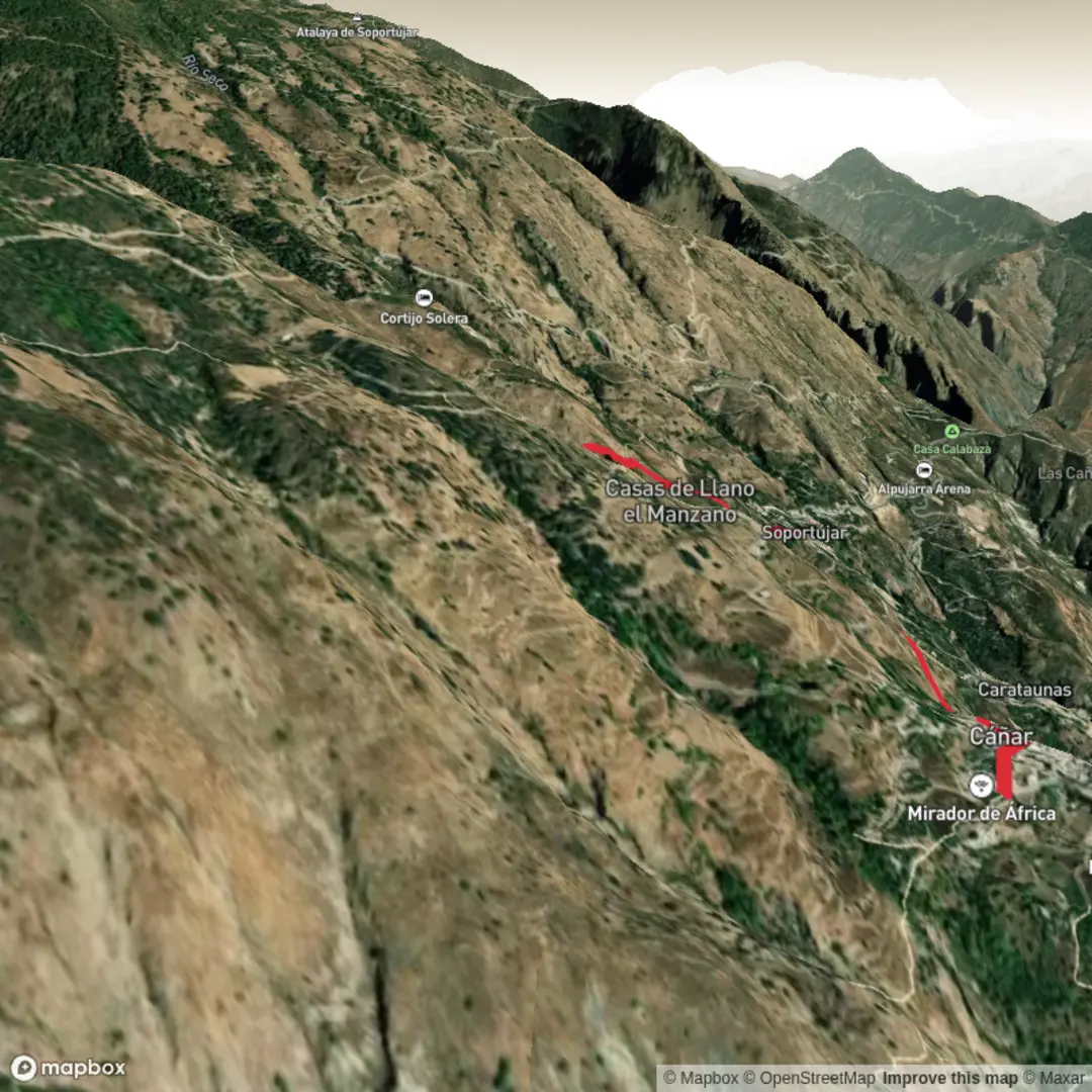 An image depicting the trail Cáñar - Soportújar via Los Sotillos and Prado Parrales and its surrounding area.