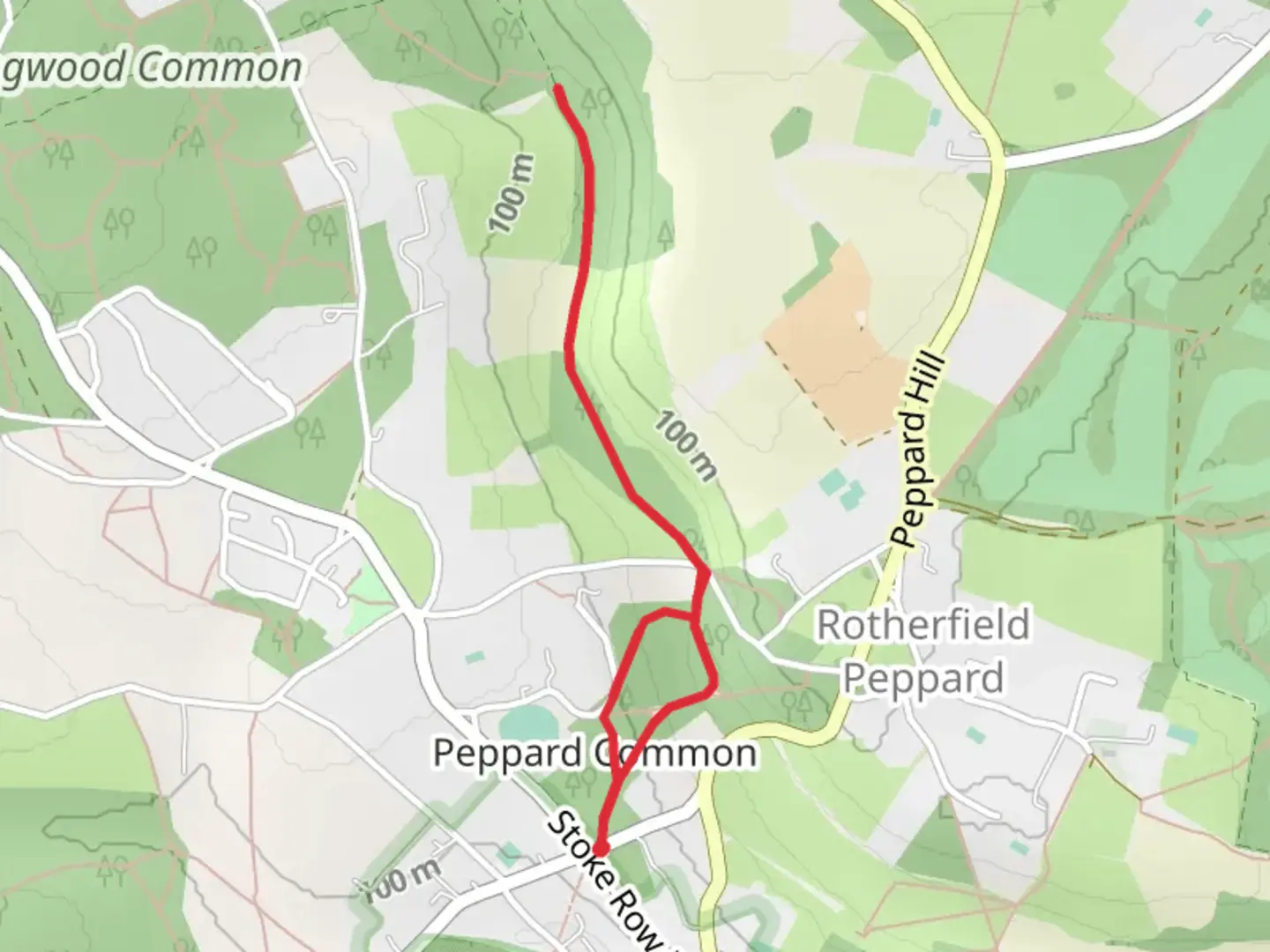 An image depicting the trail Peppard Common and Kingwood Kennels Walk and its surrounding area.