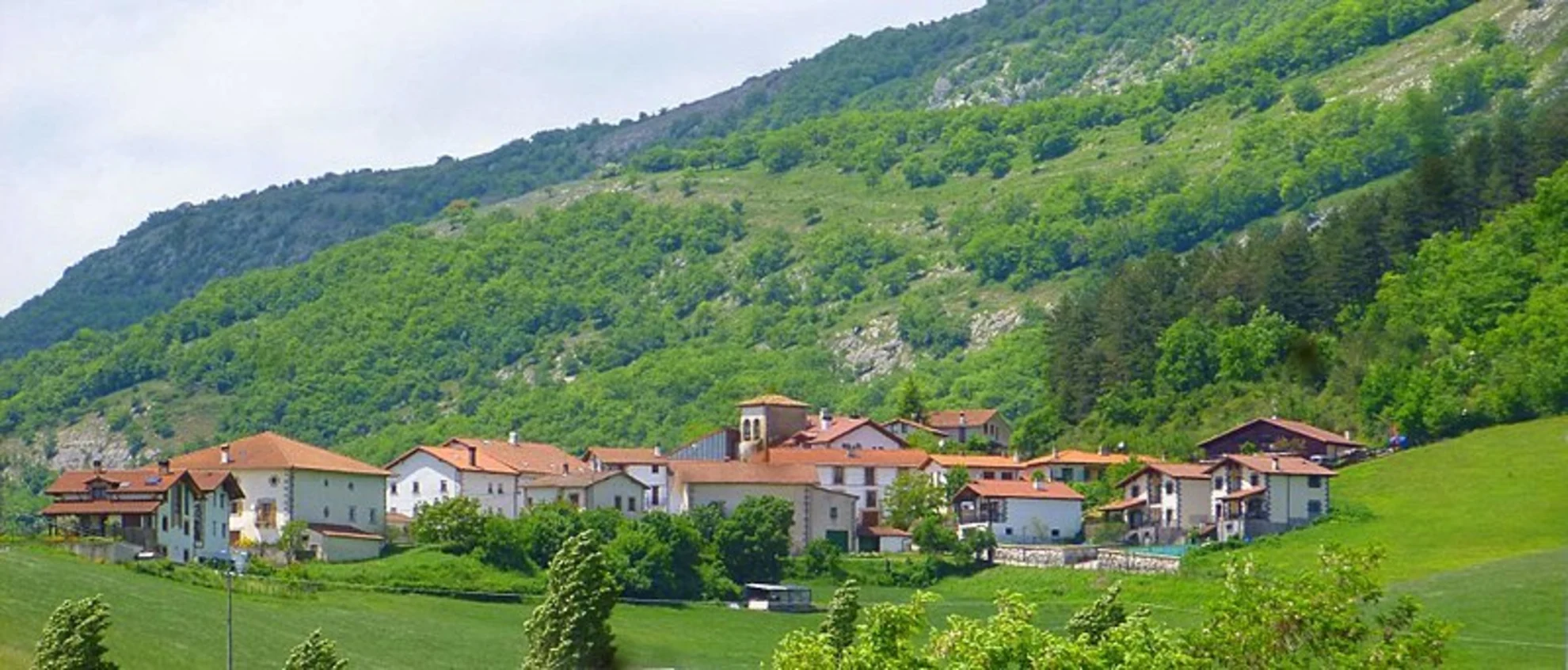 An image depicting the trail Aixita SL NA 131 and its surrounding area.