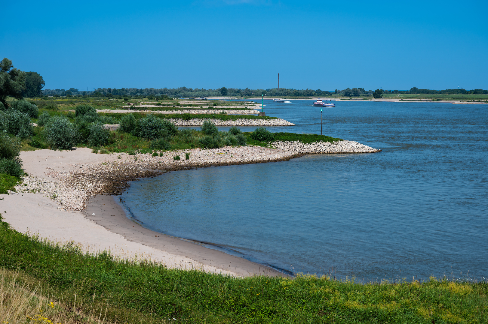 An image depicting the trail Millingerwaard Loop and its surrounding area.