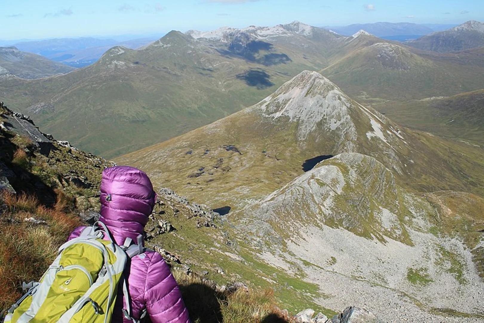 An image depicting the trail Binnein Beag and its surrounding area.