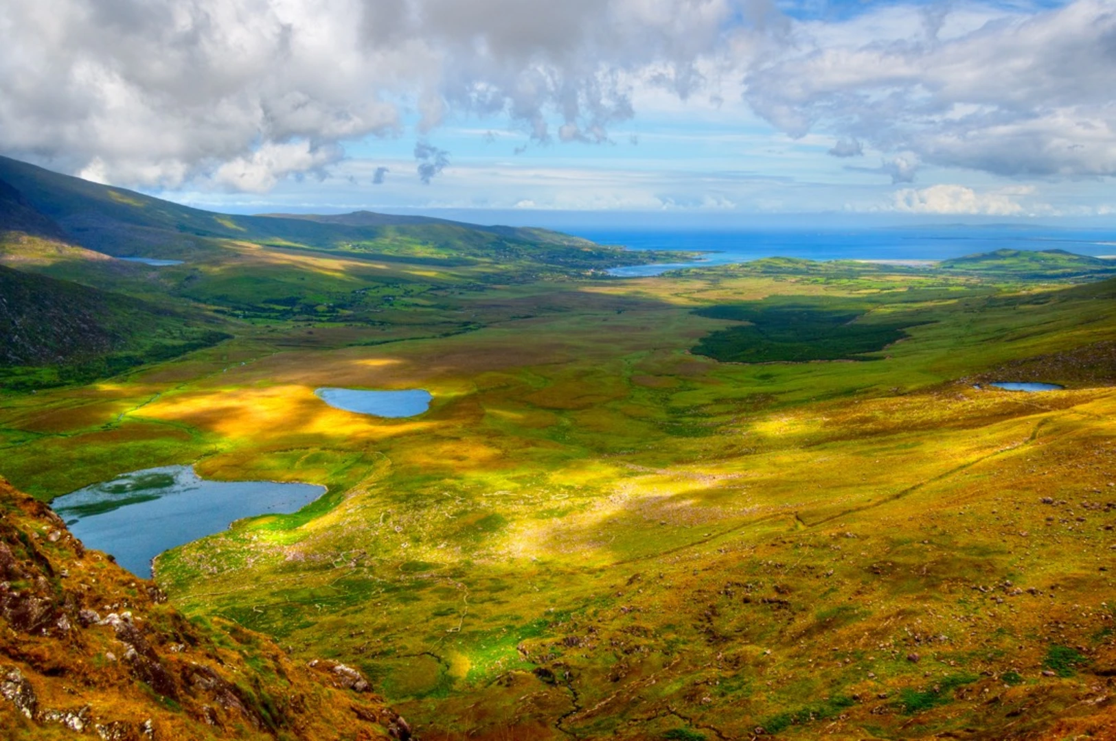 An image depicting the trail Stradbally Mountain Loop and its surrounding area.