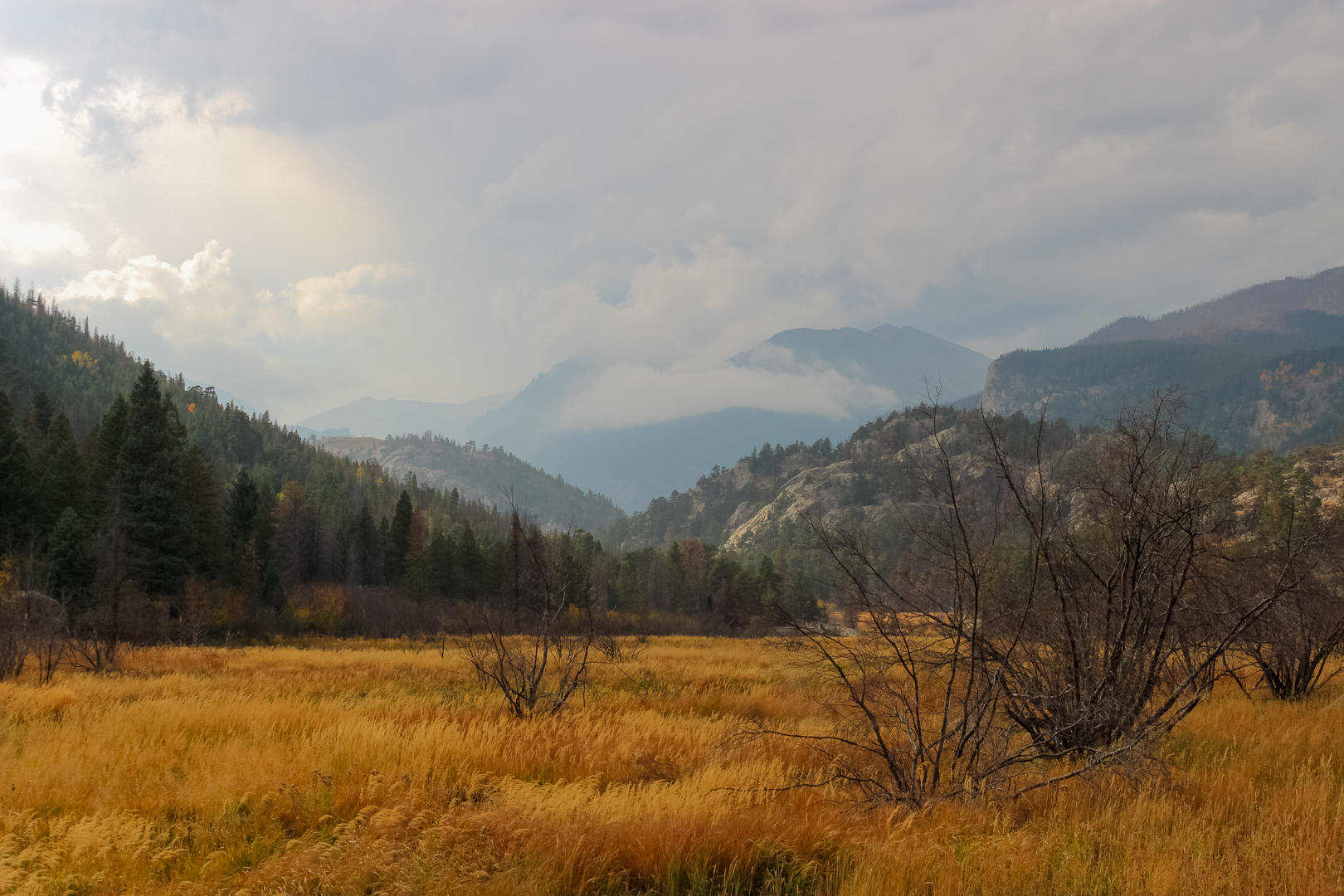 An image depicting the trail Hidden Valley Trail and Jackson River Gorge Loop and its surrounding area.