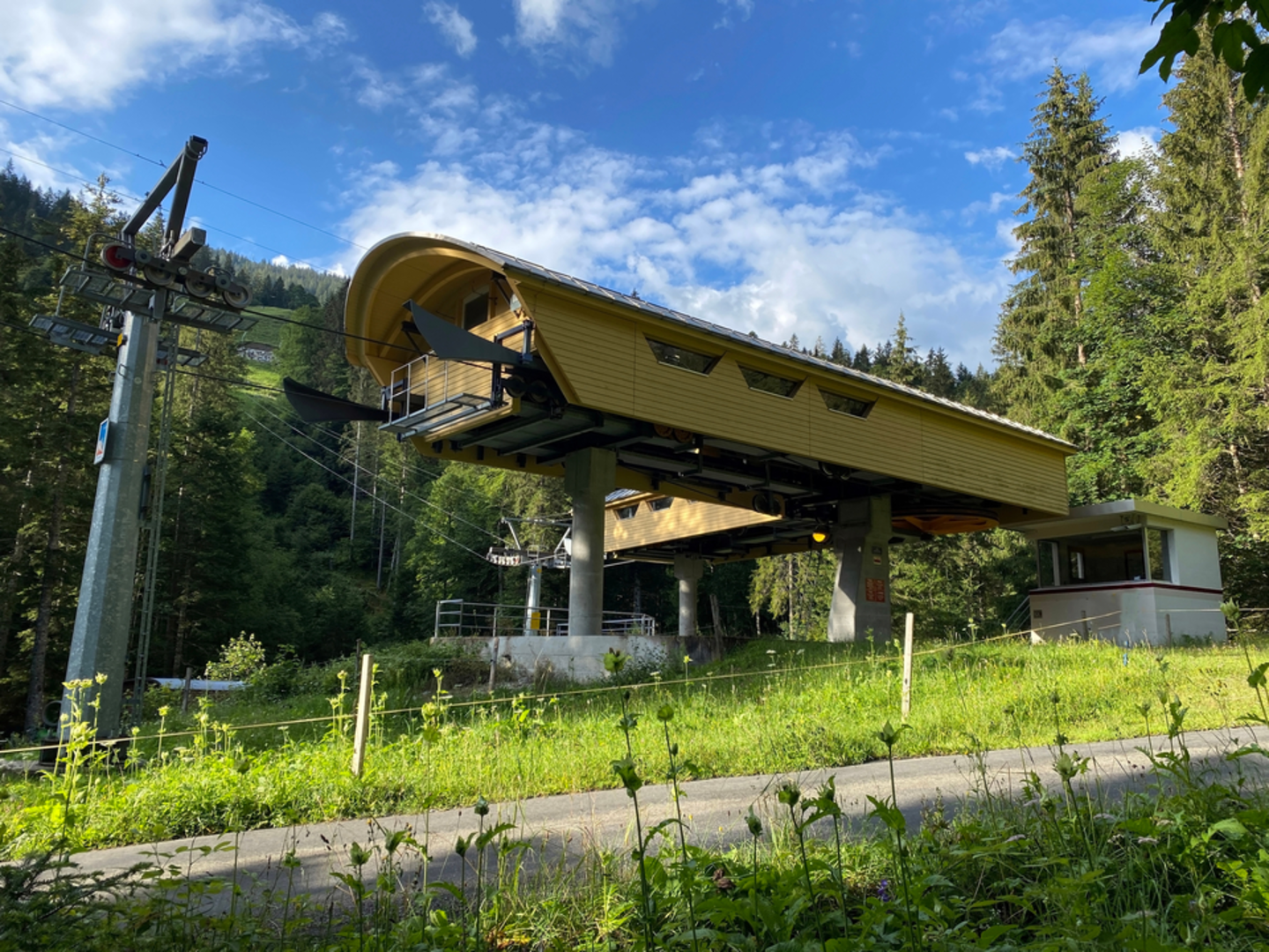An image depicting the trail Stöckalp - Melchsee-Frutt and its surrounding area.