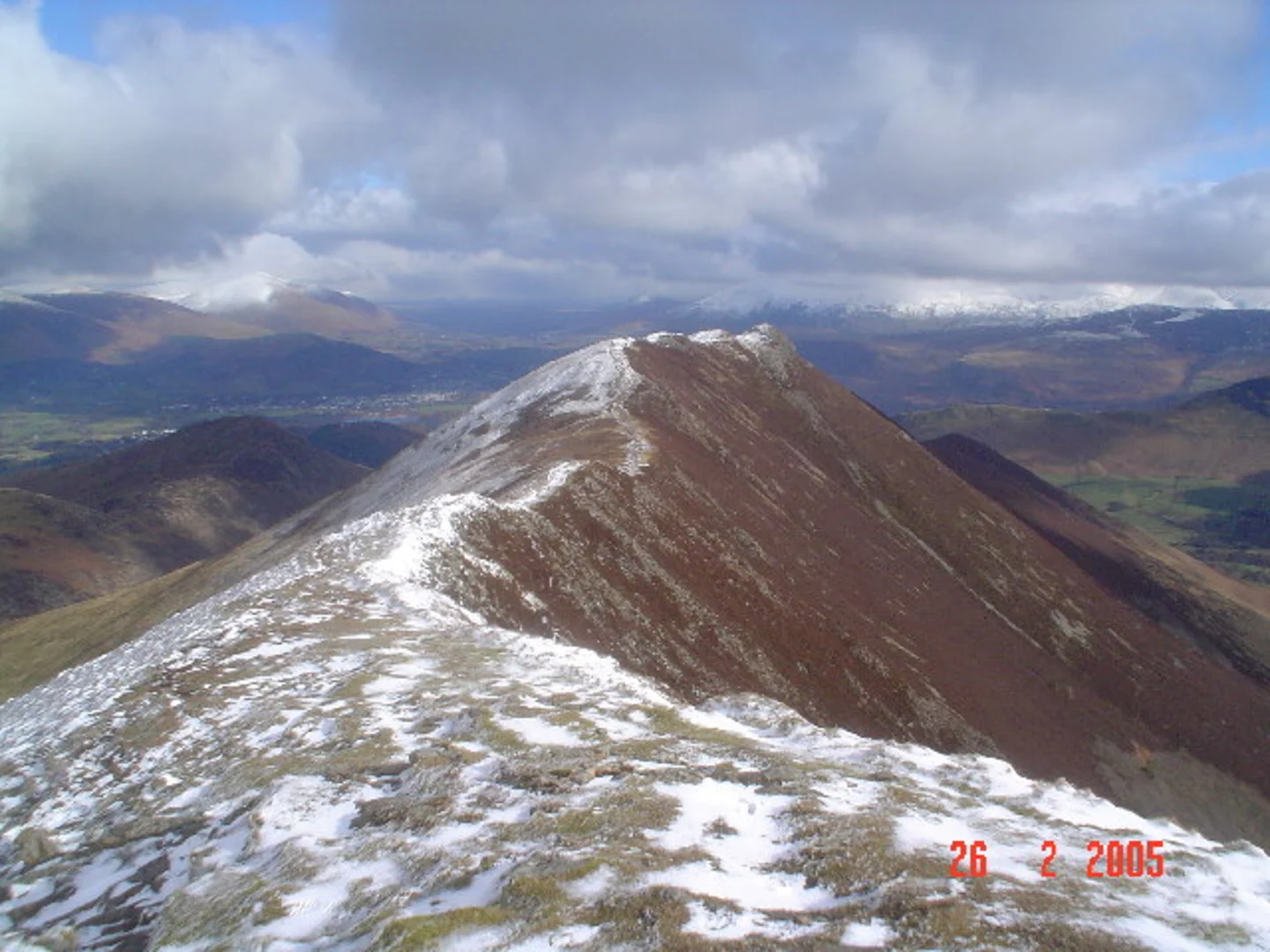 An image depicting the trail Robinson, Newlands Pass and Scar Crags Loop - Little Town and its surrounding area.