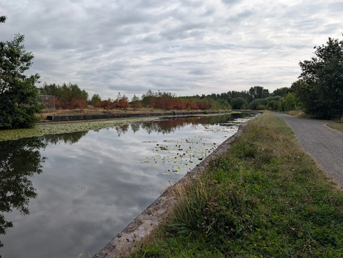 Pennington Flash to Glazebury