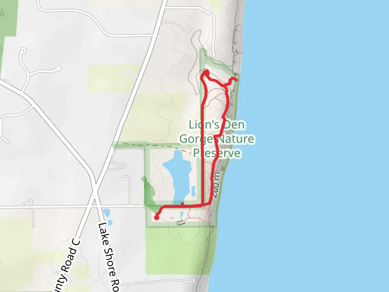 Lion's Den and Bluff Loop Trail